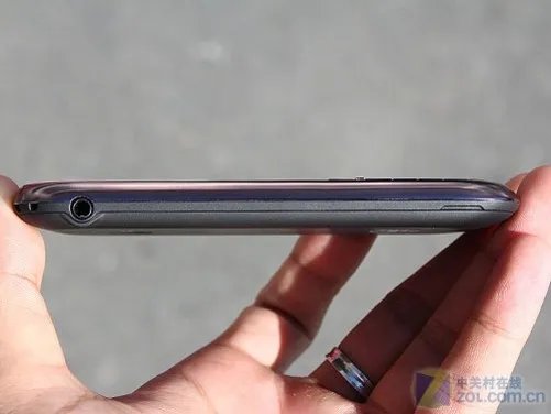 轻巧微薄上网达人 天翼定制海信E350评测