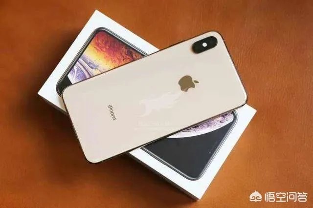 现在用苹果xs max的朋友感觉这手机怎么样？