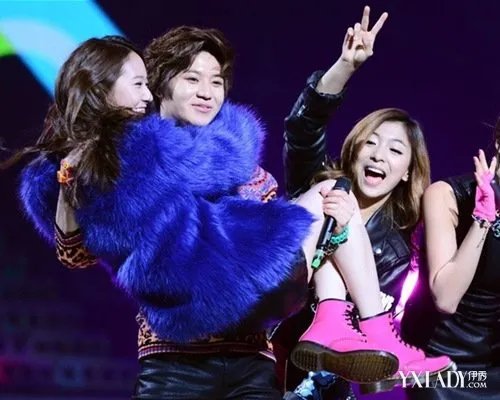 李泰民郑秀晶什么关系其自曝心仪女生类型