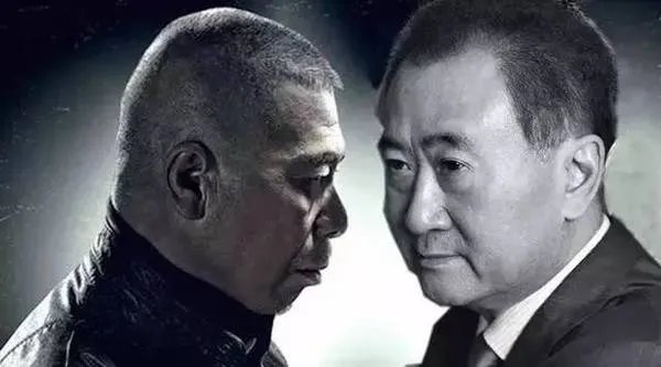 网红偷窥女厕被拘 十大网红事件最强盘点