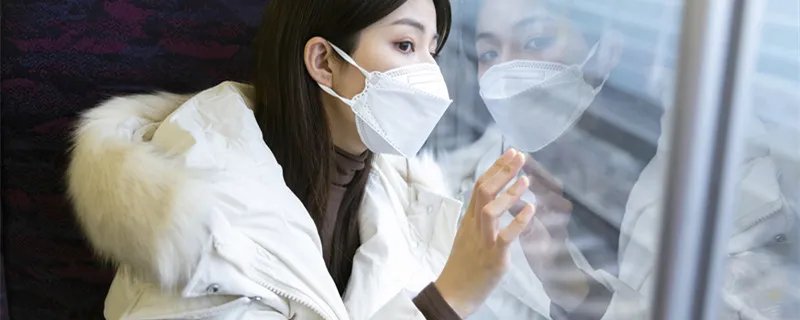 羽绒服上油渍怎么去掉 羽绒服的油渍怎么去除