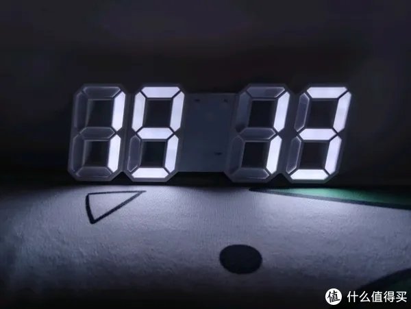 值得入手好物，简约风 LED电子时钟