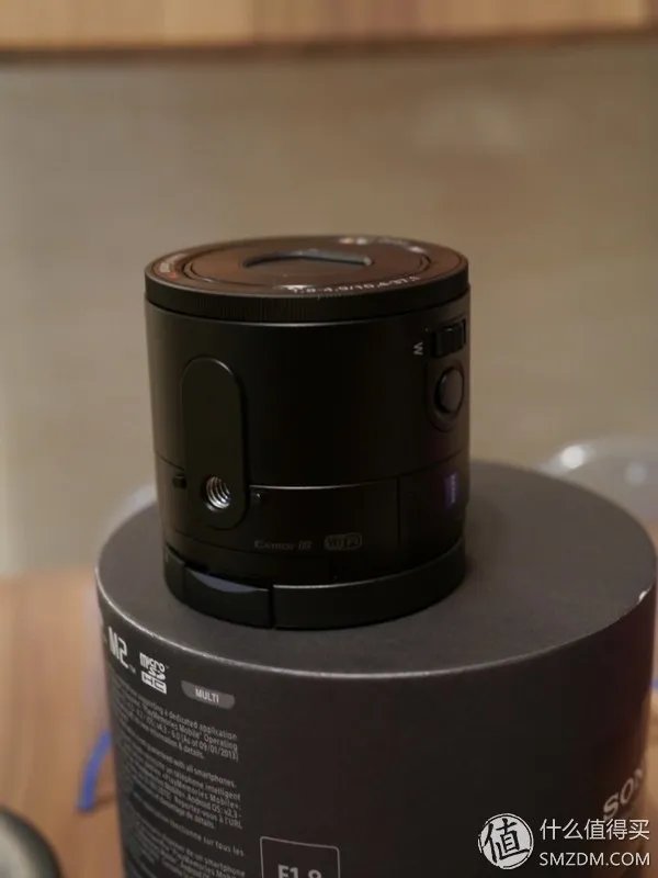 SONY 索尼 DSC-QX100 镜头式数码相机，极其有爱的新鲜玩意儿