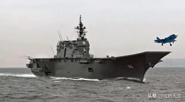 如果日本出云级直升机航母搭载F-35战机能够战胜俄罗斯航母吗?