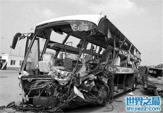 中国最大的车祸有哪些？四川9.13车祸死亡人数最多 