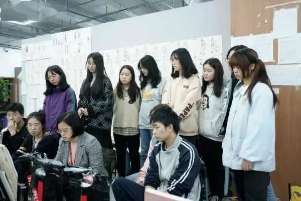 河北停止一切线下教学，这其中的缘由是什么？