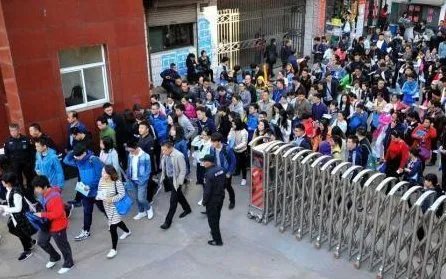 17省举行公务员省考笔试,招录规模扩大了吗?