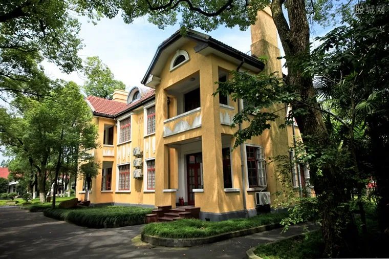 宁波一别墅1元起拍 4层别墅价值679万元