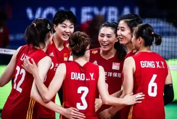 中国女排对加拿大比赛结果