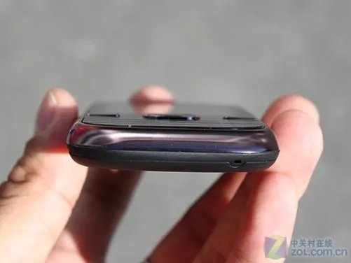 轻巧微薄上网达人 天翼定制海信E350评测