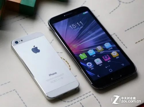 5.7英寸巨屏四核双卡双待 基伍大7图赏