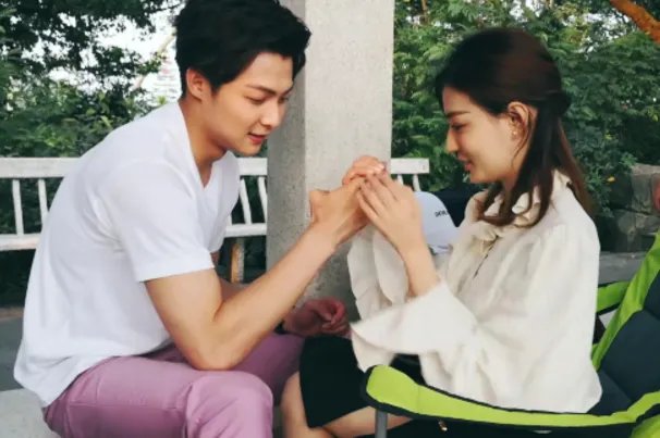 徐璐张铭恩官宣，两人恋情半年前就被拍到，为何现在才公布恋情了？