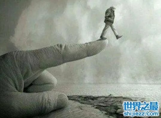 12张赤裸裸的人性照片,为你揭露人性本来的面目