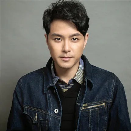 萧正楠遥远的她歌曲欣赏  细腻歌声感动众人