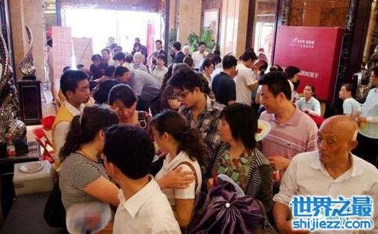最牛实习妹一天收入十万,平均50秒卖掉一套房