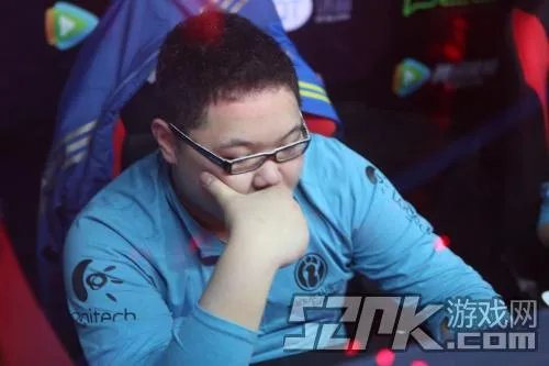 LPL第五周WE对IG现场LOL精彩图片集锦