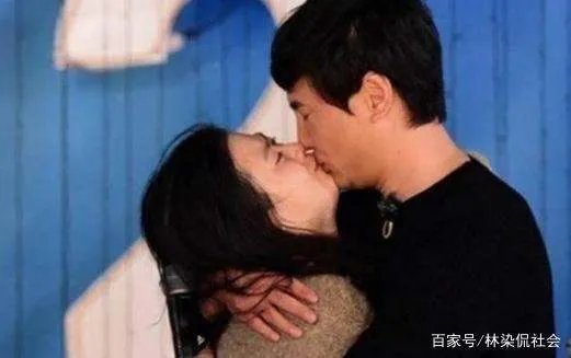 沈腾曾求婚恋爱12年女友，女友激动不已，你怎么看？