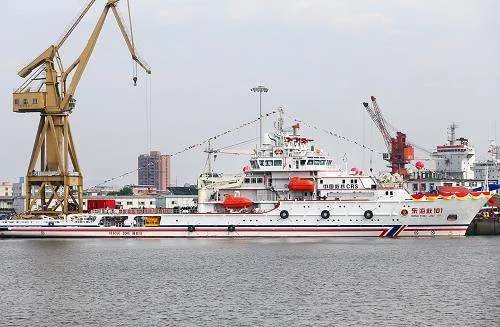 广西北海渔船起火，船上发生事故时如何有效地逃生？