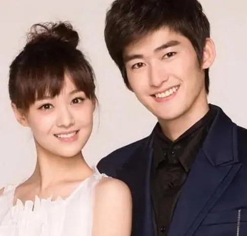 郑爽初恋不是那个人是怎么回事 郑爽为什么说初恋不是那个人