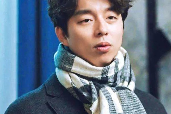 平均74岁的合唱团唱少年，少年等于年少吗？