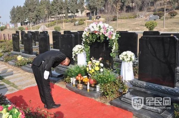 微信直播代扫墓,你能接受吗?