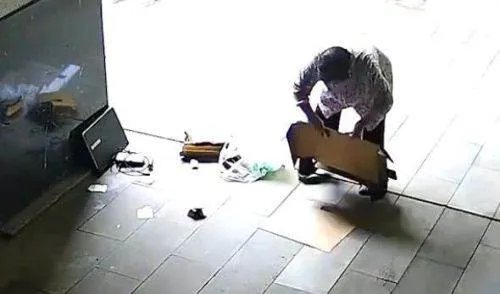 全新电脑被当废品捡走卖了3块