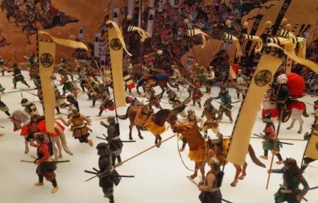 丰臣秀吉为什么留着德川家康家族？德川家康之后为何能发家？