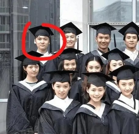 郑爽初恋不是那个人是怎么回事 郑爽为什么说初恋不是那个人