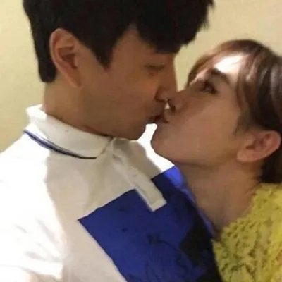 明玉刘雨欣老公李蒙简历   富二代出生任职银行高管