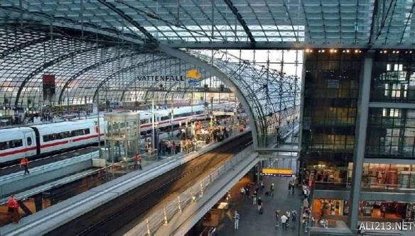 来不及了快上车！盘点春运期间全国十大最拥挤火车站