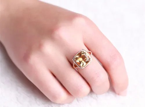 如何挑选钻石戒指 5招教你选购完美钻戒