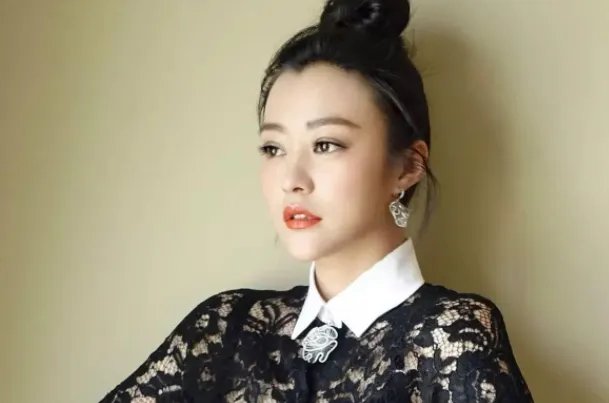 郭家铭对郝蕾做了什么事，让郝蕾经历了电视剧被封杀生涯？