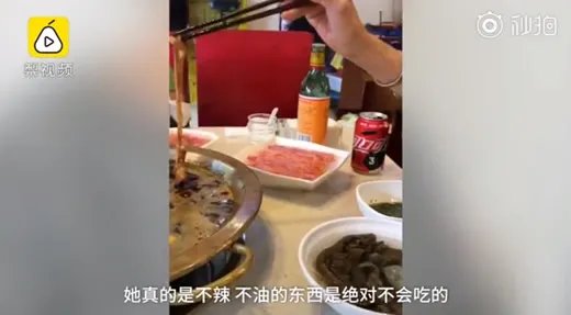 98岁奶奶成网红什么情况：这样的生活态度习惯令人羡慕