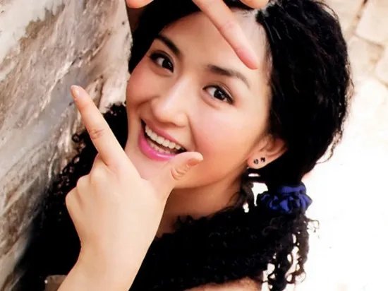 揭秘谢娜微博庆生照为何秒删 谢娜吴昕不和内幕曝光