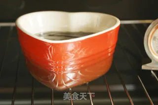 七夕情人节最具代表的暖心蛋糕——巧克力熔岩蛋糕