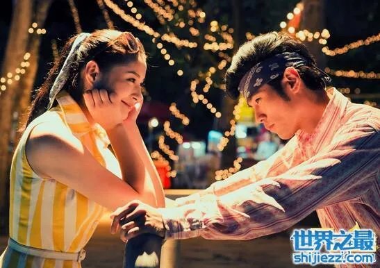 李心艾整容前后照片对比,清新可人整成网红蛇精脸