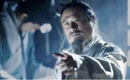 李斯最后为什么会落到腰斩的地步 是什么蒙蔽了他的双眼