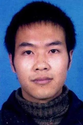 求景甜男友华汉的照片！