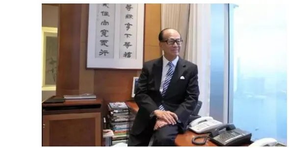李嘉诚或明年退休吗？