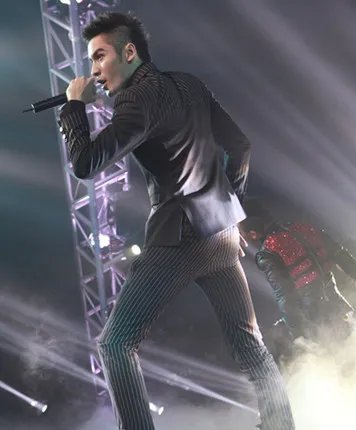 欣赏范世琦居来提mama歌曲 范世琦居来提为什么遭淘汰