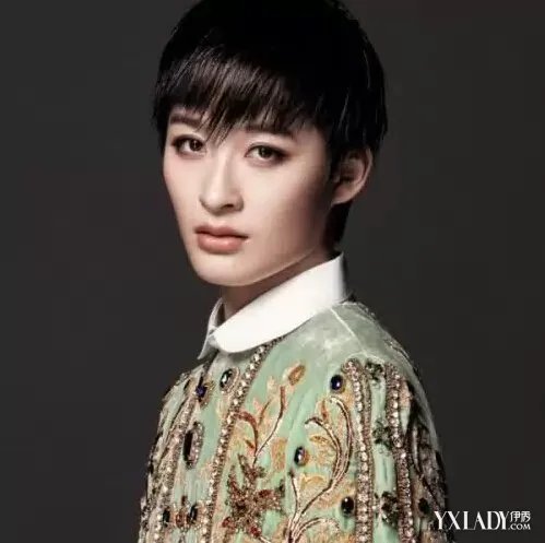 曾哥撞脸杨幂是修图过度还是整容撞脸杨幂惊呆网友