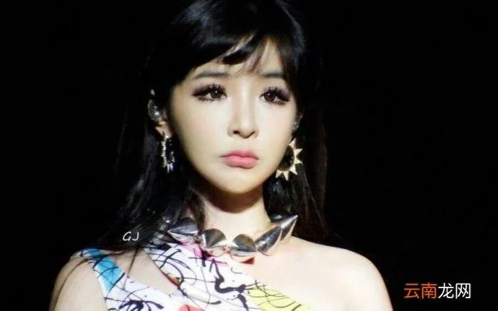 权志龙的师妹朴春暴瘦11kg 朴春 权志龙接吻