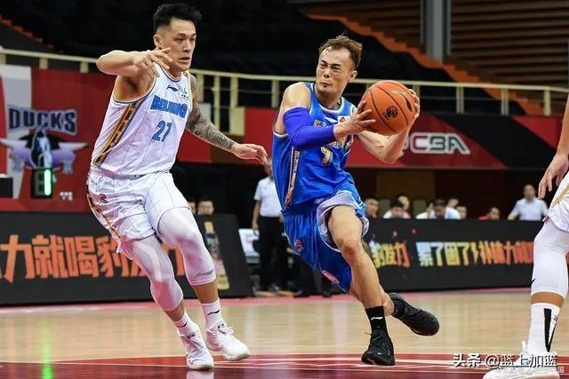 7月1日，中国和加拿大的篮球赛。您认为中国队会输多少分？