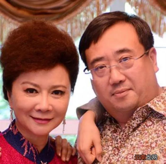 他是蔡明的神秘老公 蔡明老公照片