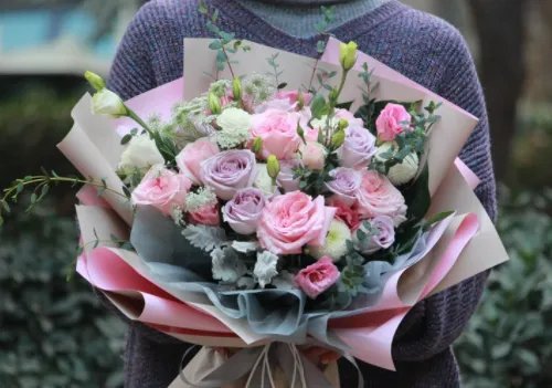 八朵玫瑰花代表什么意思 送花的技巧有哪些