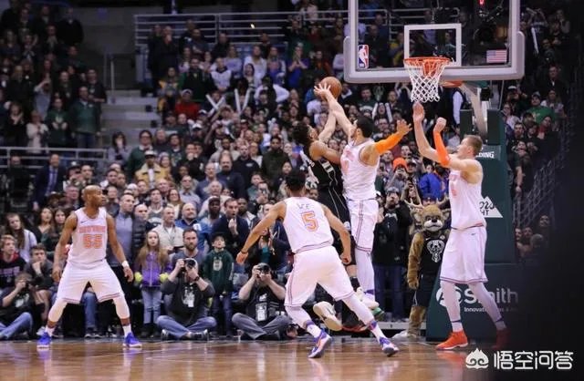 字母哥1.9秒绝杀尼克斯，你怎么看？