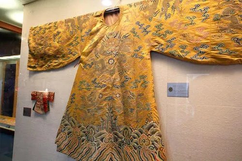 为何说定陵挖掘是史上一大悲剧，定陵地下宫殿是什么样的？