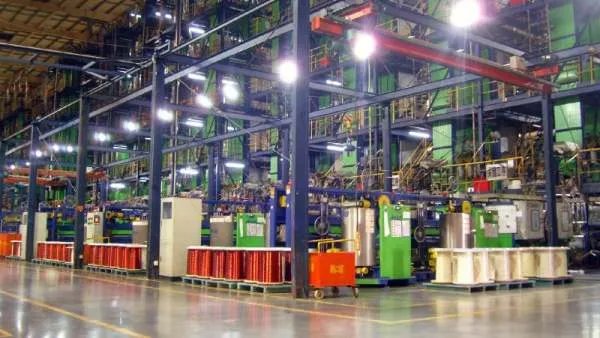 请问漆包线厂是做什么的，和电子厂比哪个工作好点？