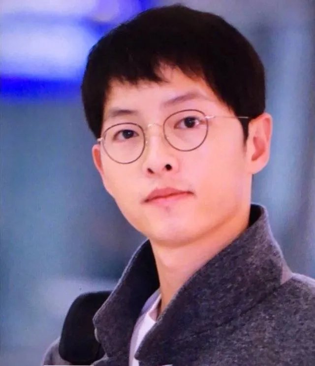 素颜的宋仲基，你还觉得他帅么？