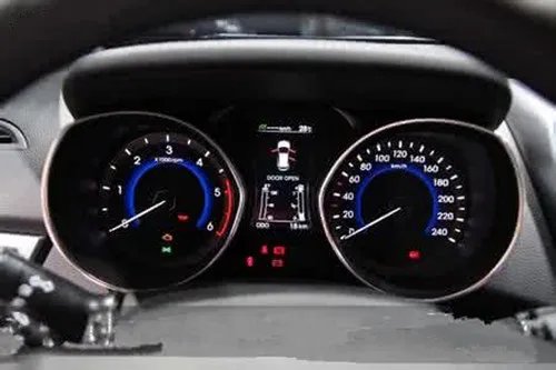 行车电脑显示屏是什么 行车电脑显示屏的作用